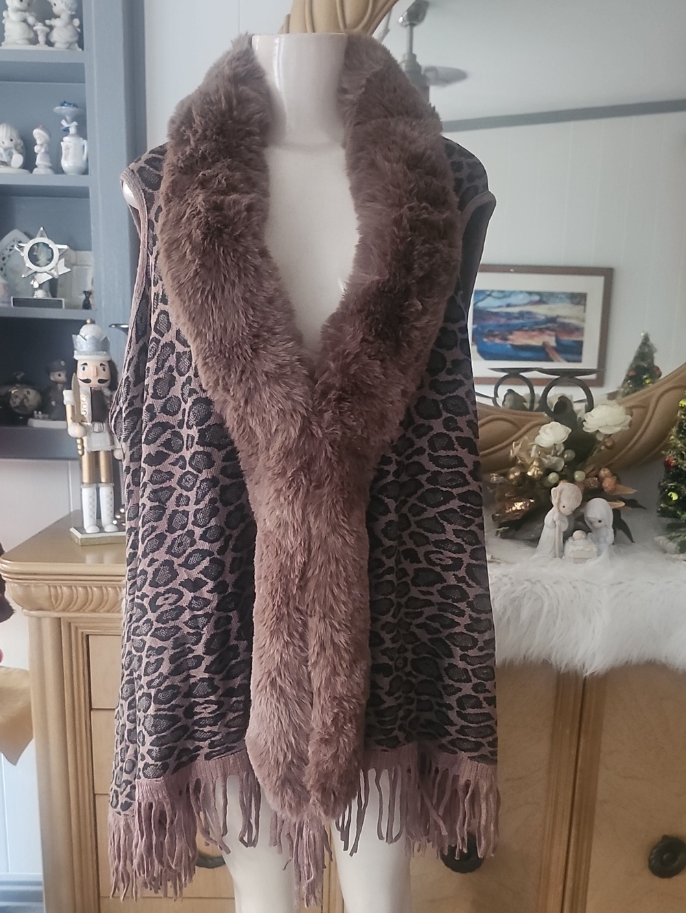 Northern Angel Faux Fur-Trim Leopard Print Shawl Vest in Brown Size S/M